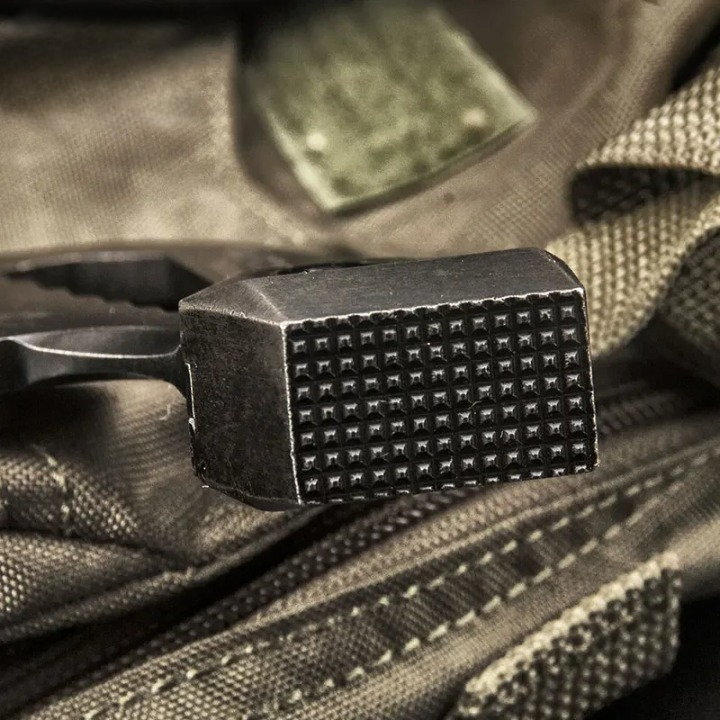 Hache Nomad Tactical